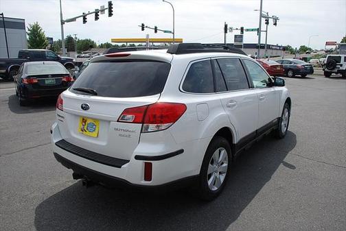 2011 Subaru Outback 2.5 i Premium