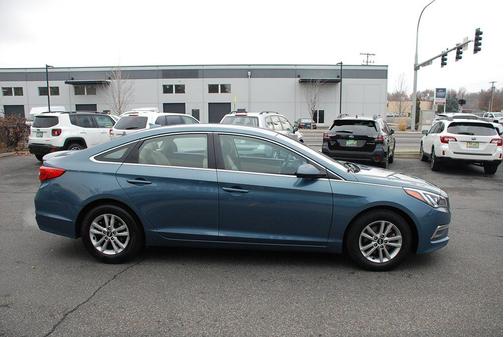 Nouveau Blue 2015 Hyundai SONATA SE