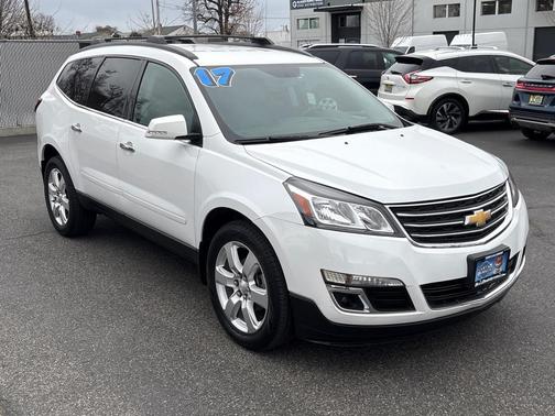 2017 Chevrolet Traverse 1LT
