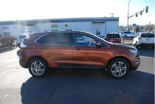 2017 Ford Edge Titanium