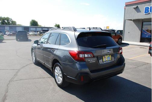2018 Subaru Outback 2.5i Premium