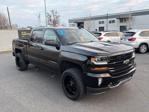 2018 Chevrolet Silverado 1500 2LT