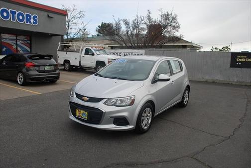 2020 Chevrolet Sonic FWD Hatchback 1FL 5-Door