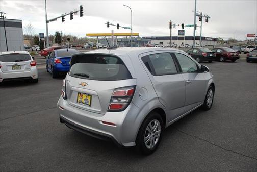 2020 Chevrolet Sonic FWD Hatchback 1FL 5-Door