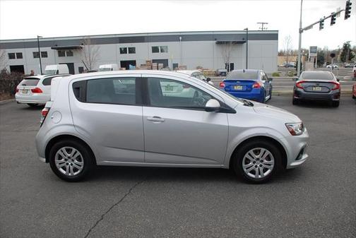 2020 Chevrolet Sonic FWD Hatchback 1FL 5-Door