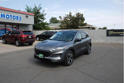 2022 Ford Escape SE