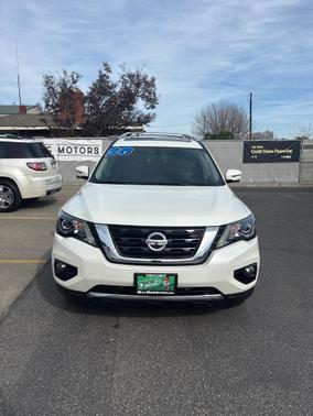 2020 Nissan Pathfinder Platinum 4WD