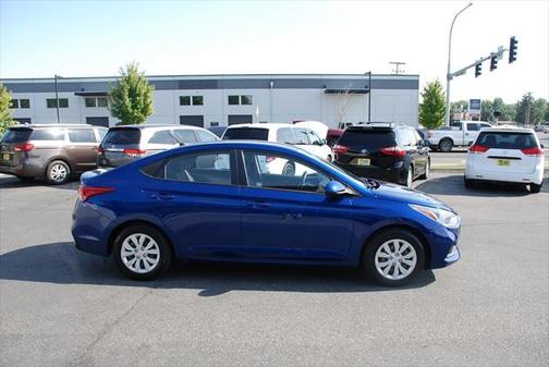2020 Hyundai Accent SE