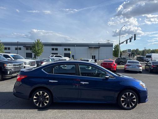 Deep Blue Pearl 2017 Nissan Sentra SR