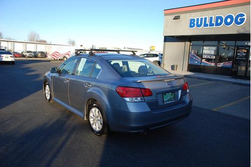 2011 Subaru Legacy Premium