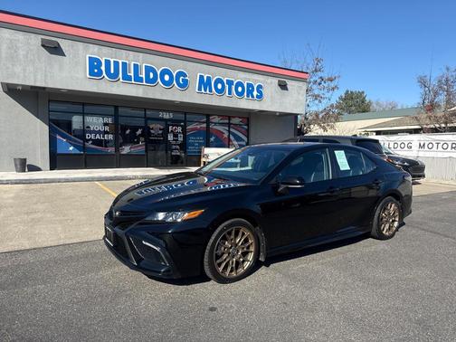 Midnight Black Metallic 2024 Toyota Camry SE