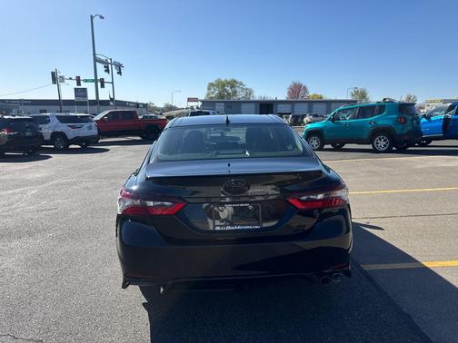 Midnight Black Metallic 2024 Toyota Camry SE
