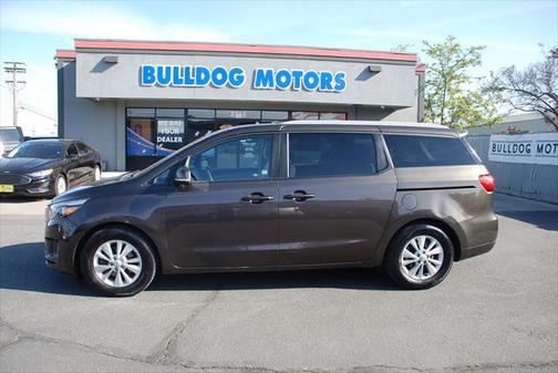 2016 Kia Sedona LX