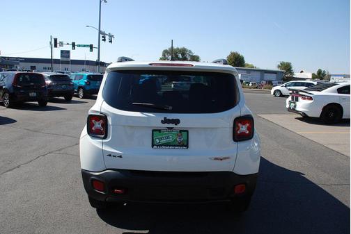2016 Jeep Renegade Trailhawk