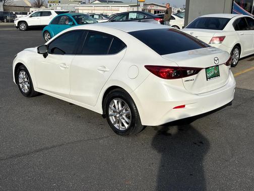 2016 Mazda Mazda3 i Sport