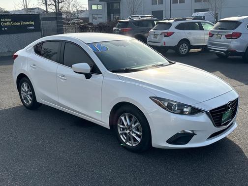 2016 Mazda Mazda3 i Sport