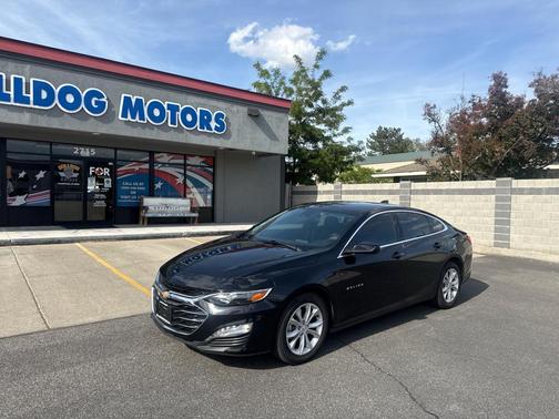 Mosaic Black Metallic 2024 Chevrolet Malibu FWD 1LT