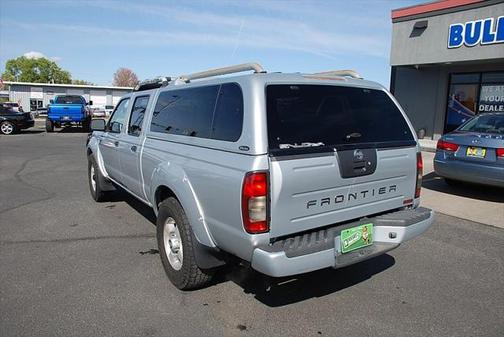 2002 Nissan Frontier SVE Crew Cab