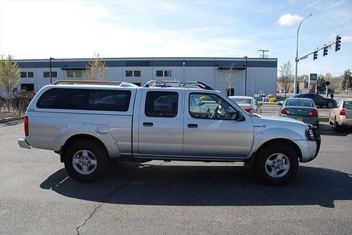 2002 Nissan Frontier SVE Crew Cab