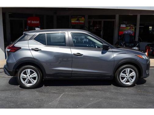 2023 Nissan Kicks S
