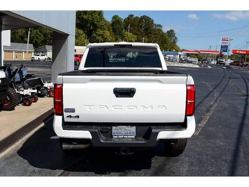 2024 Toyota Tacoma TRD Off Road