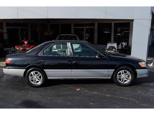 2000 Toyota Camry LE