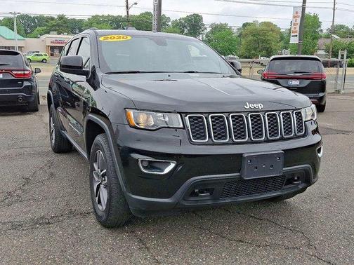 2020 Jeep Grand Cherokee Laredo