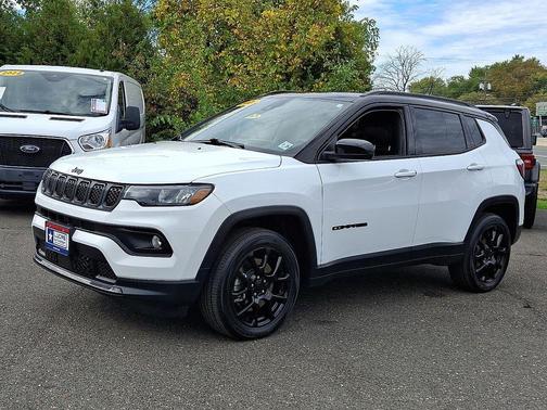 2023 Jeep Compass Altitude