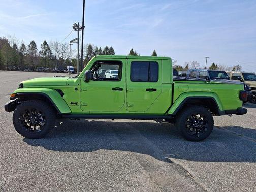 2025 Jeep Gladiator Sport