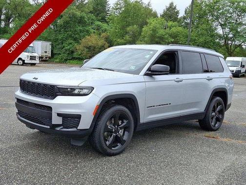 2022 Jeep Grand Cherokee L Laredo