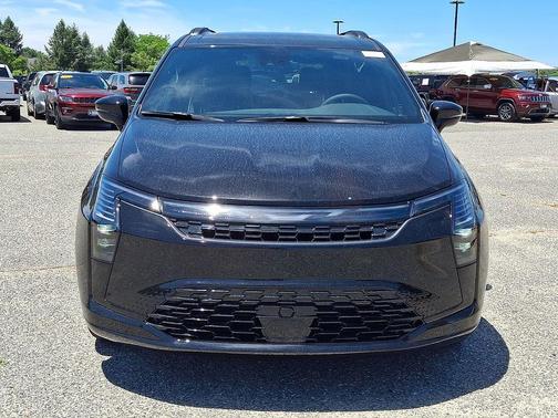 Diamond Black 2027 Chrysler Pacifica LIMITED