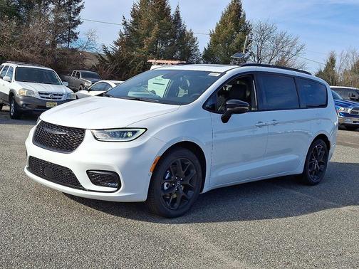 2026 Chrysler Pacifica Limited