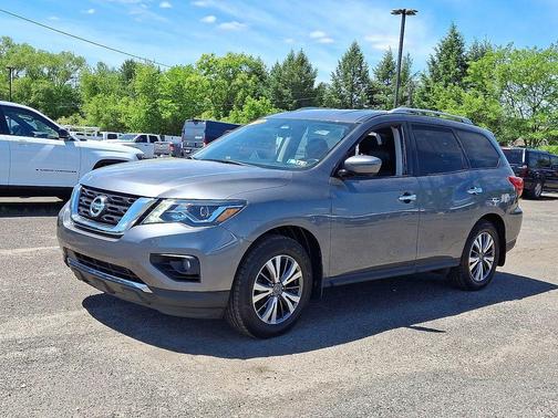 2019 Nissan Pathfinder SL