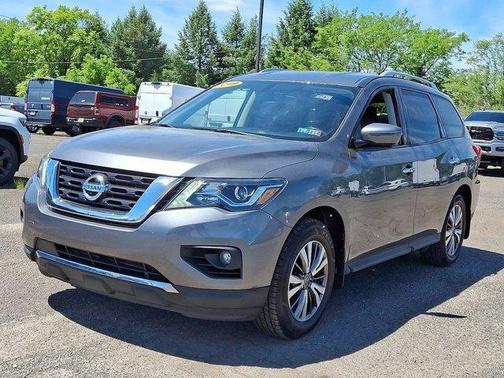 2019 Nissan Pathfinder SL