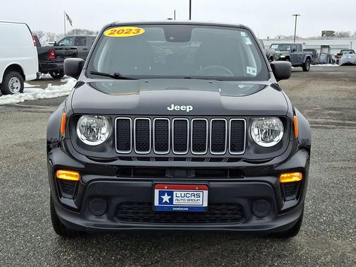 2023 Jeep Renegade Latitude