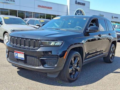 2024 Jeep Grand Cherokee Laredo