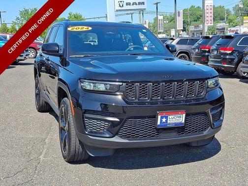 2024 Jeep Grand Cherokee Laredo