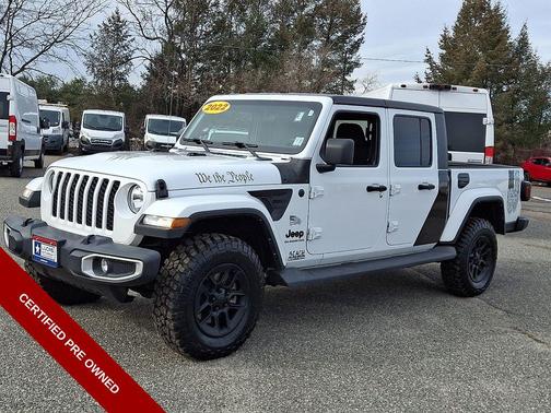 2022 Jeep Gladiator Sport