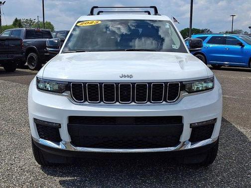 Bright White Clearcoat 2023 Jeep Grand Cherokee L Limited