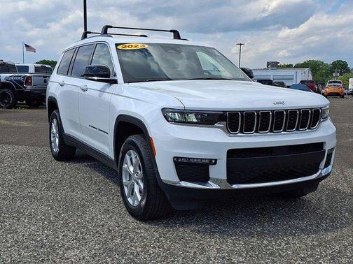 Bright White Clearcoat 2023 Jeep Grand Cherokee L Limited