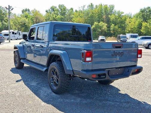 2025 Jeep Gladiator Sport