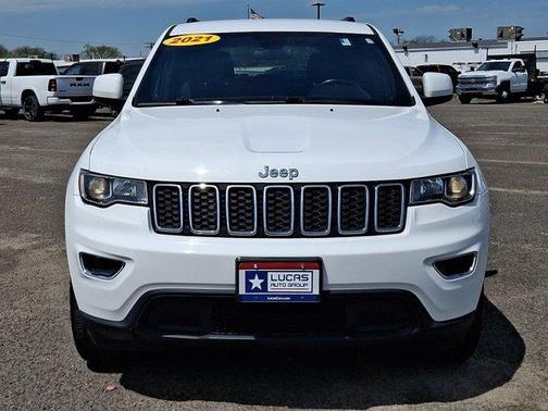 Bright White Clearcoat 2021 Jeep Grand Cherokee Laredo E