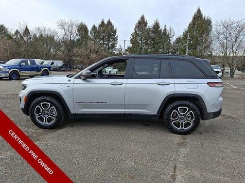 2023 Jeep Grand Cherokee 4xe Trailhawk