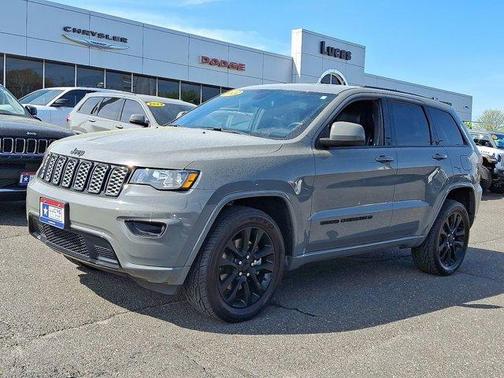 2022 Jeep Grand Cherokee WK Laredo