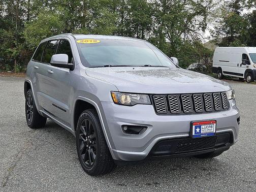 2019 Jeep Grand Cherokee Altitude