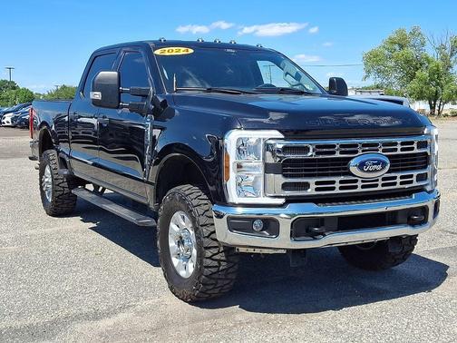 Black Metallic 2024 Ford F-350 XLT