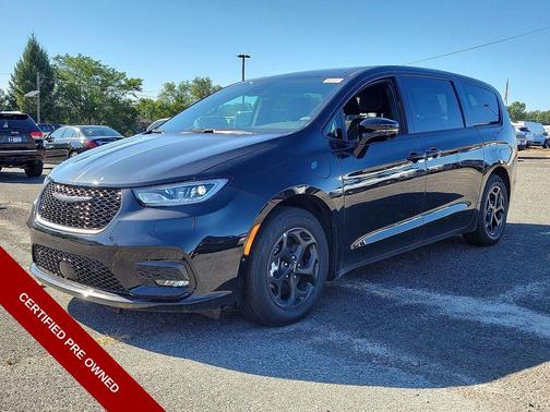 2023 Chrysler Pacifica Hybrid Limited