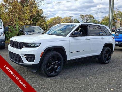 2023 Jeep Grand Cherokee Altitude