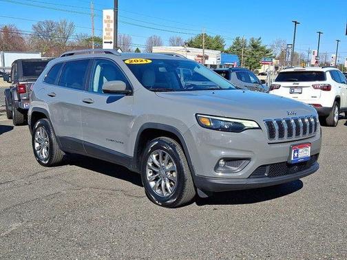 2021 Jeep Cherokee Latitude Lux