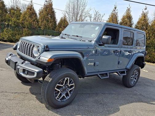 2024 Jeep Wrangler Sahara